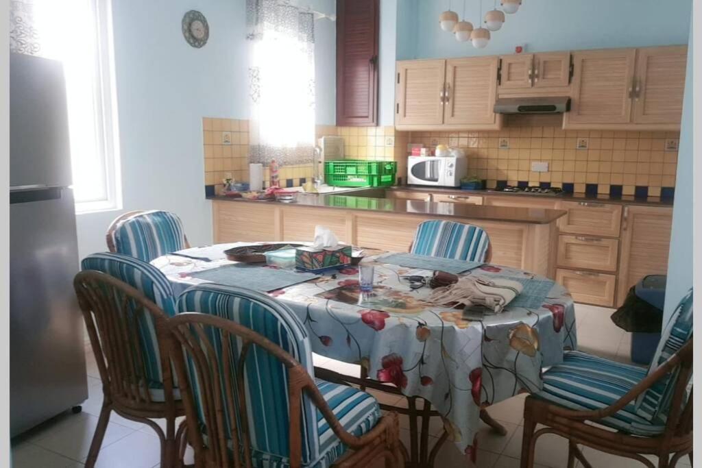 Well Equipped Peaceful 3 Bedroom Apartment Flic-en-Flacq Eksteriør bilde